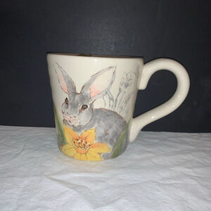 Maxcera Bunny Selfie Off-White Grey Yellow Daffodil Mug One Size